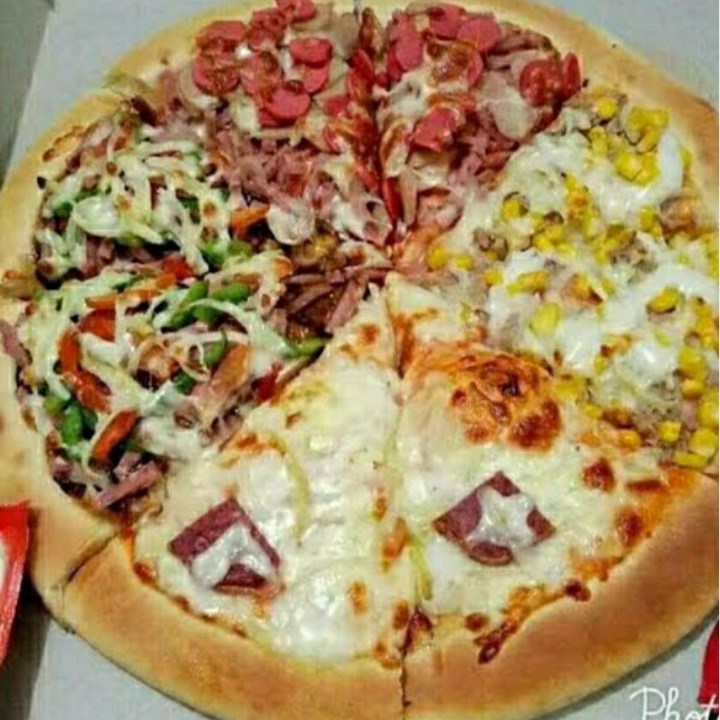 Pizza Empat Rasa Jumbo