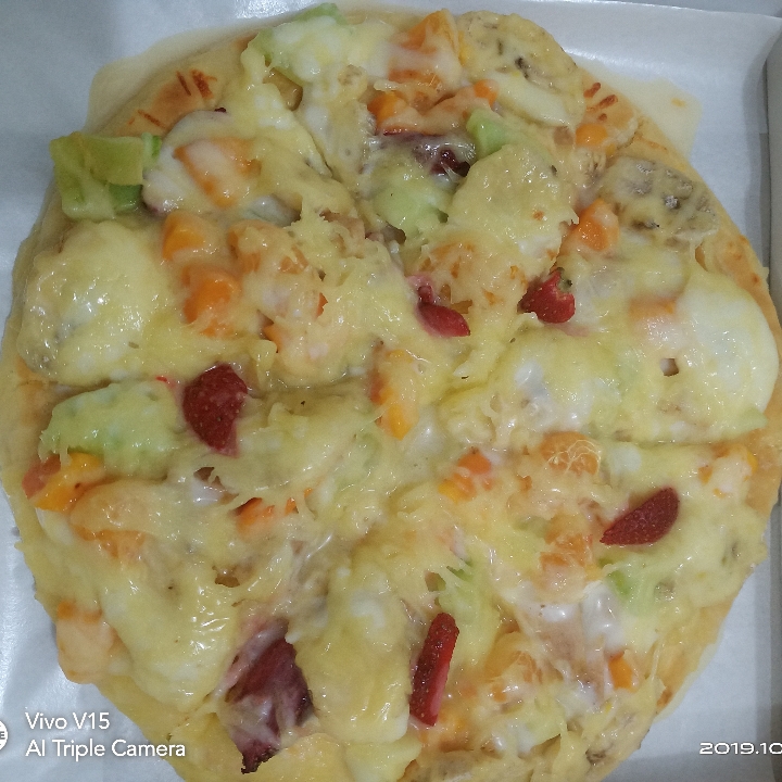 Pizza Fruit Keju Mozarella Medium 26cm