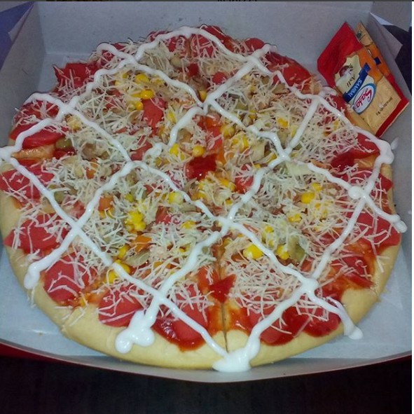 Pizza Kombinasi AyamSosis 4