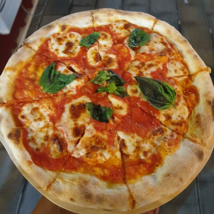 Pizza Margherita Reguler