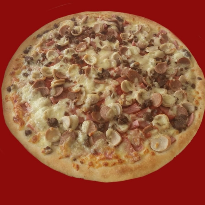 Pizza Meat Lover Tanpa Pinggiran Ukuran Besar 