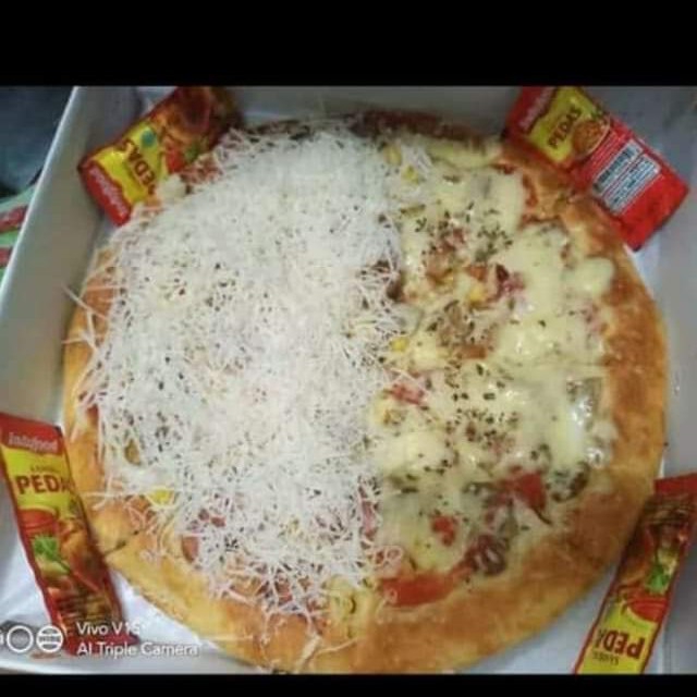 Pizza Mix Keju Large 32cm