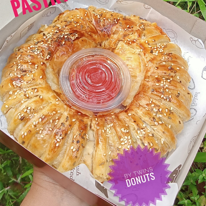 Pizza Ring Pastry