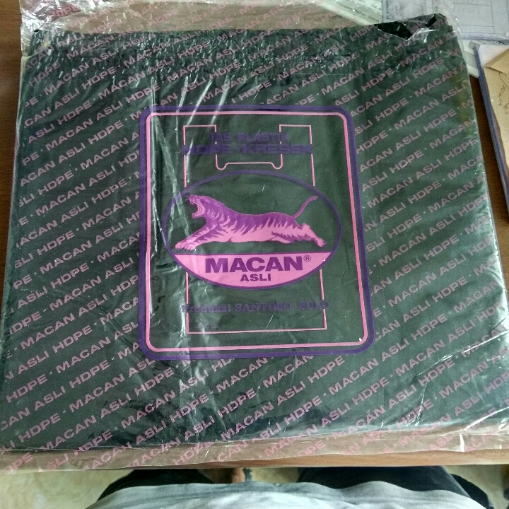 Plastik Macan 35