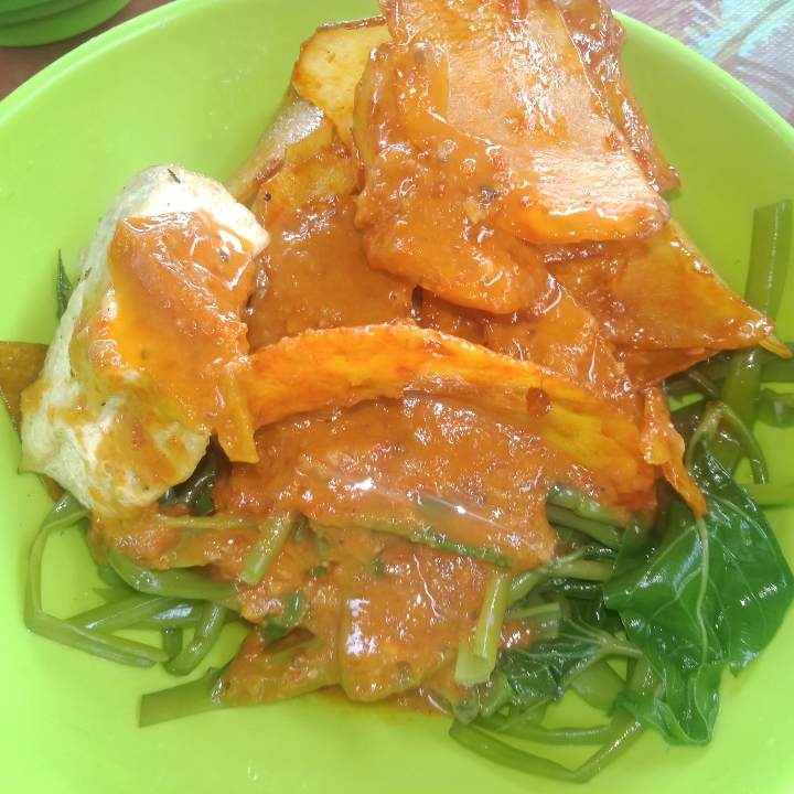 Plecing Kangkung Tahu Kripik Bumbu Siram  