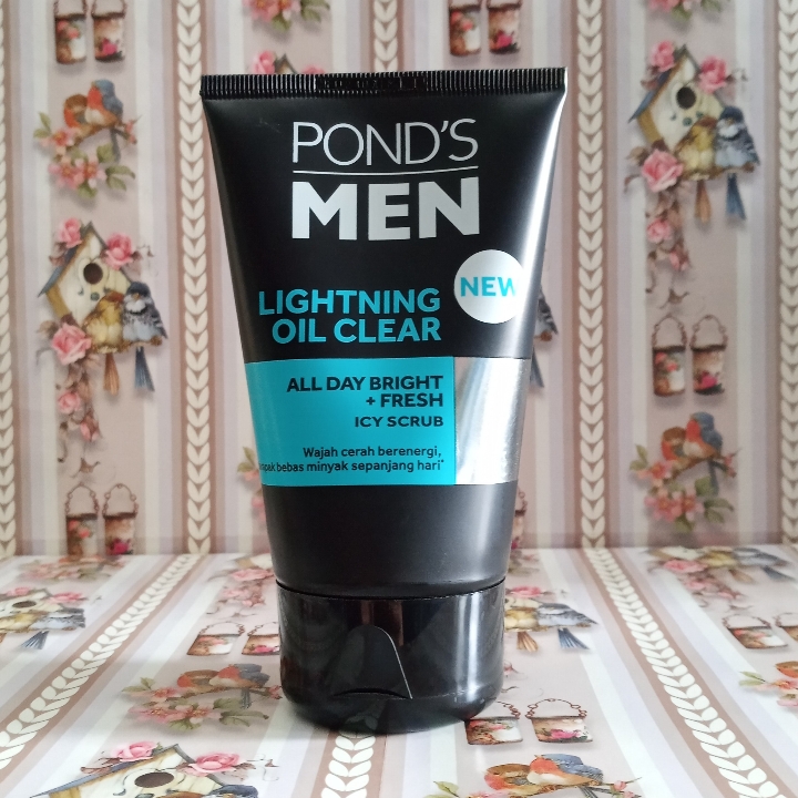 Ponds Men Lightening Oil Clear