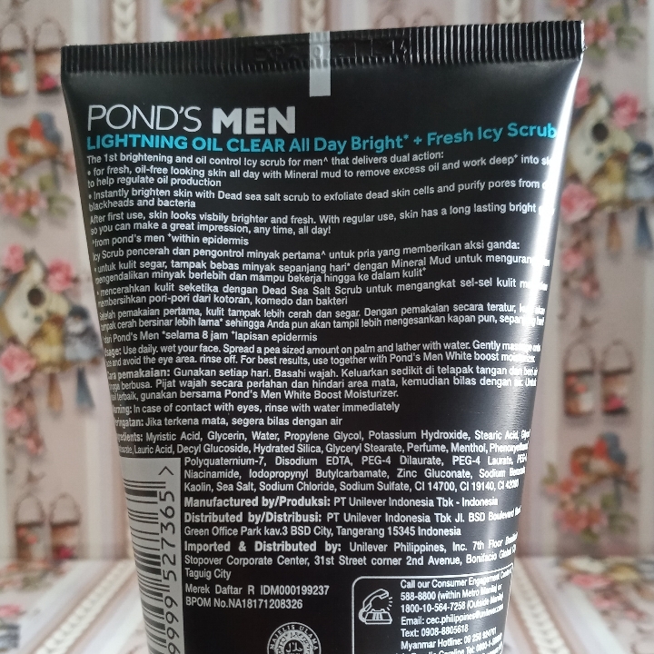 Ponds Men Lightening Oil Clear 2