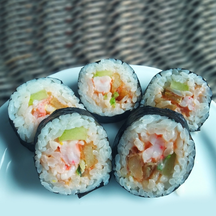 Prawn Cocktail Roll 5pcs