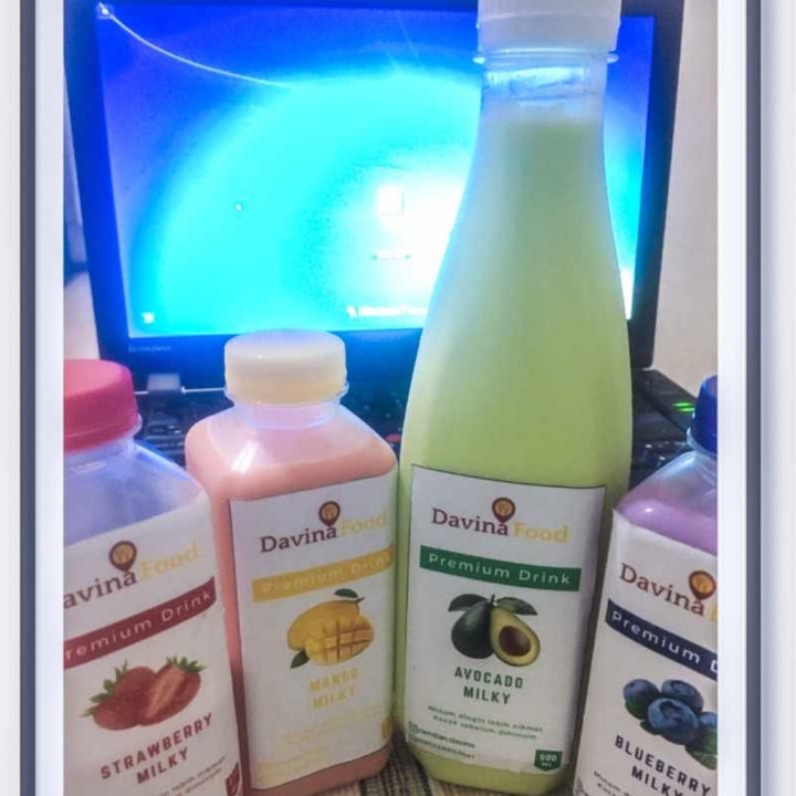 Premium Drink Mango Milky  2