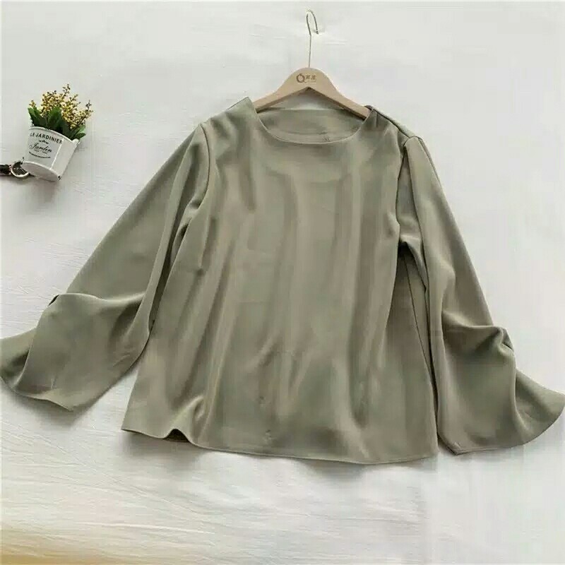 Preti blouse  PAKAIAN WANITA - ATASAN WANITA - BAJU BLOUSE - PAKAIAN