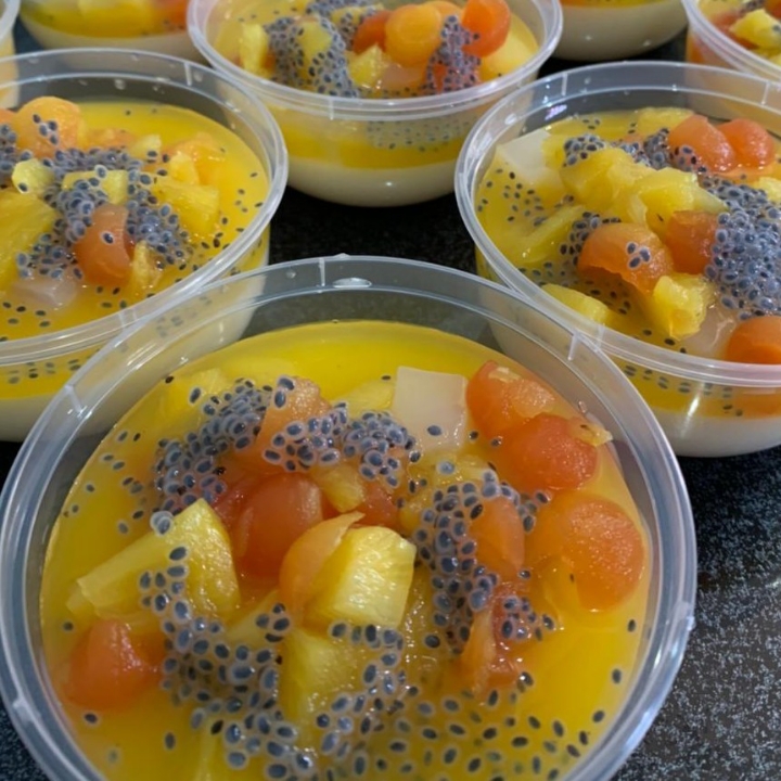 Puding Buah