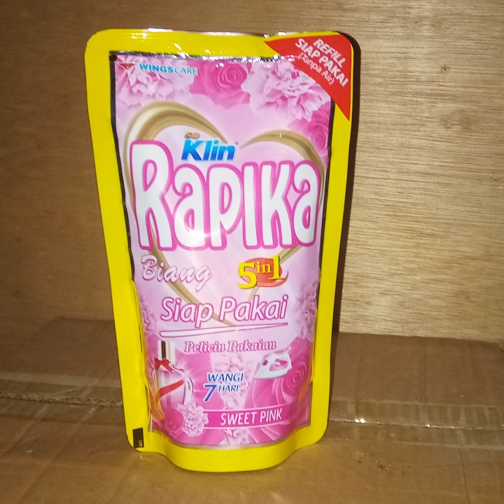 Rapika So Klin Pelicin Pakaian 5 in 1    250ml