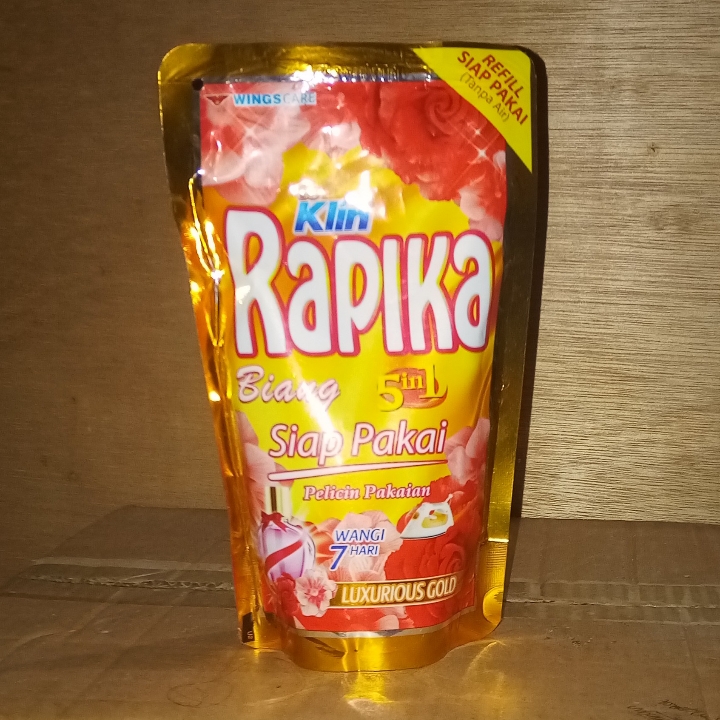 Rapika So Klin Pelicin Pakaian 5 in 1    250ml 2