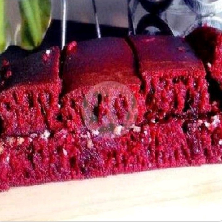 Red Velved Kacang Coklat Susu