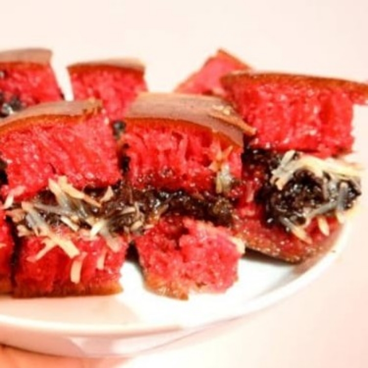 Red Velvet Coklat Keju Spesial