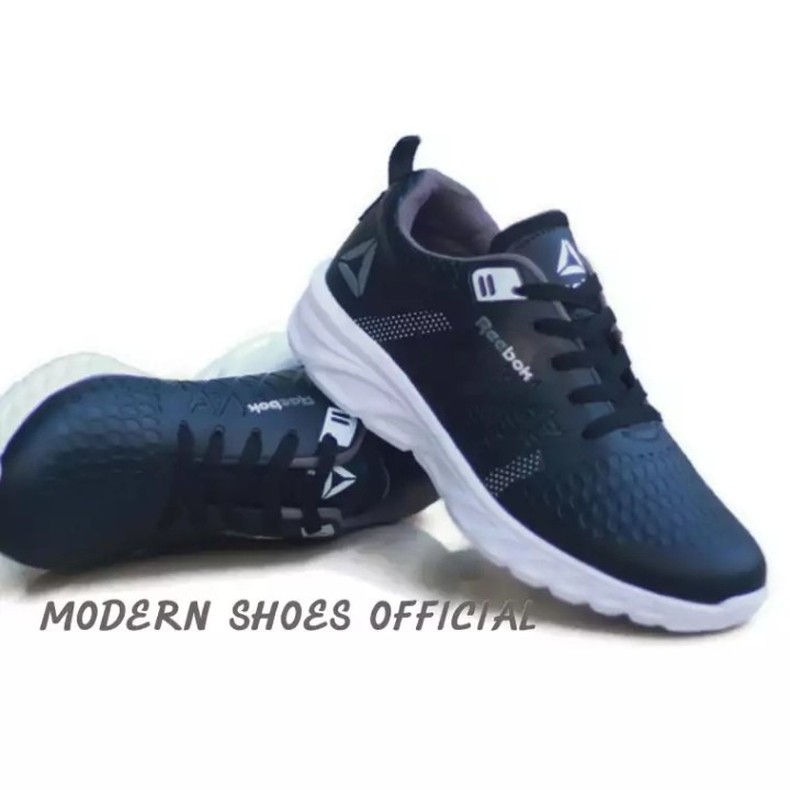 Reebok 22 Modernshoes Sneakers