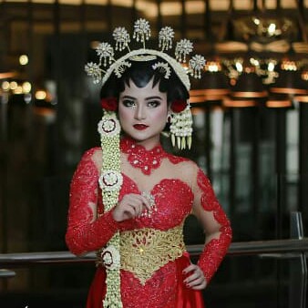 Rias Pengantin Solo Putri