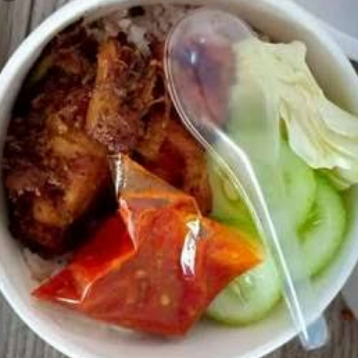 Rice Bowl Ayam Bakar Bumbu Rujak