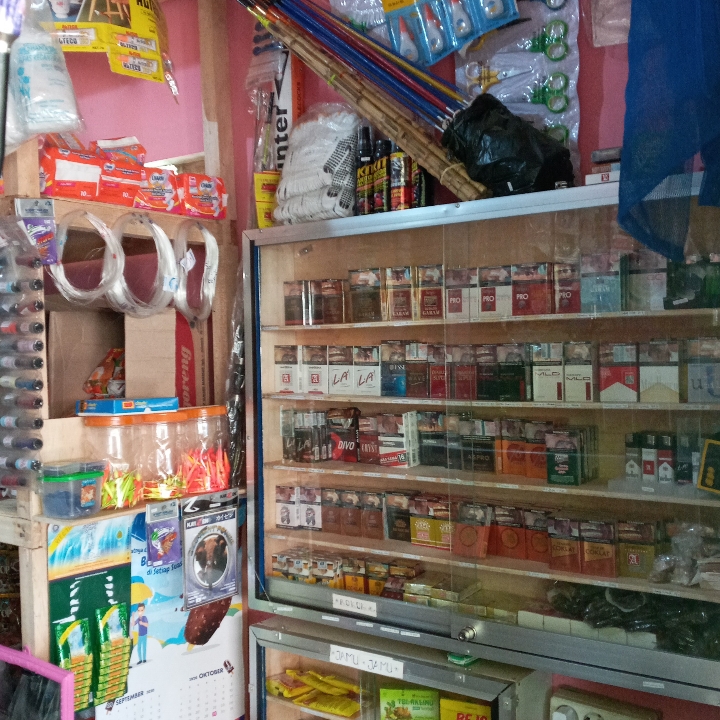 Rokok Dan Peralatan Pancing 2