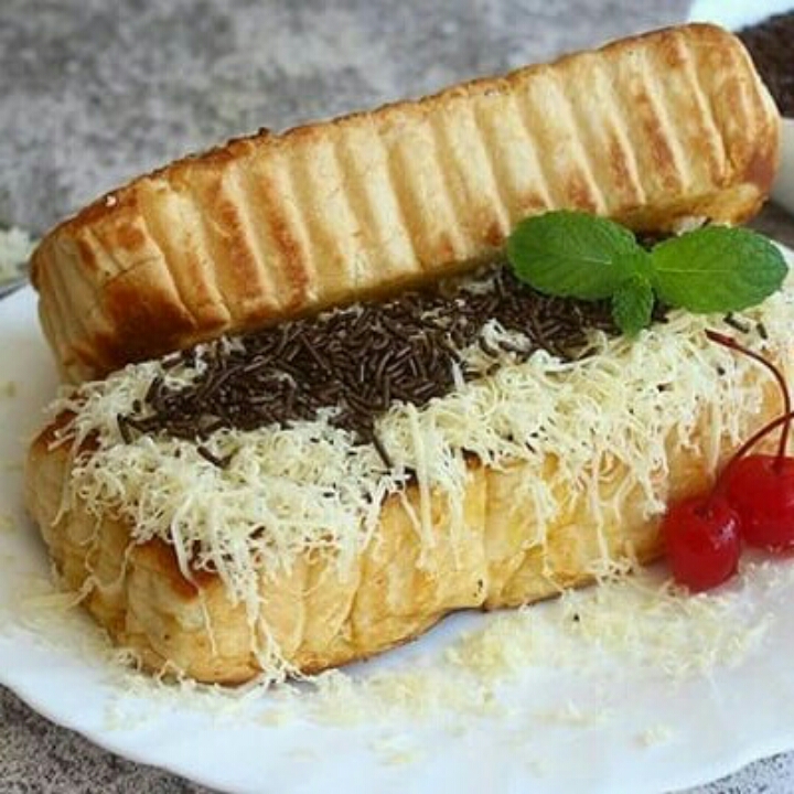 Roti Bakar Milo nanas