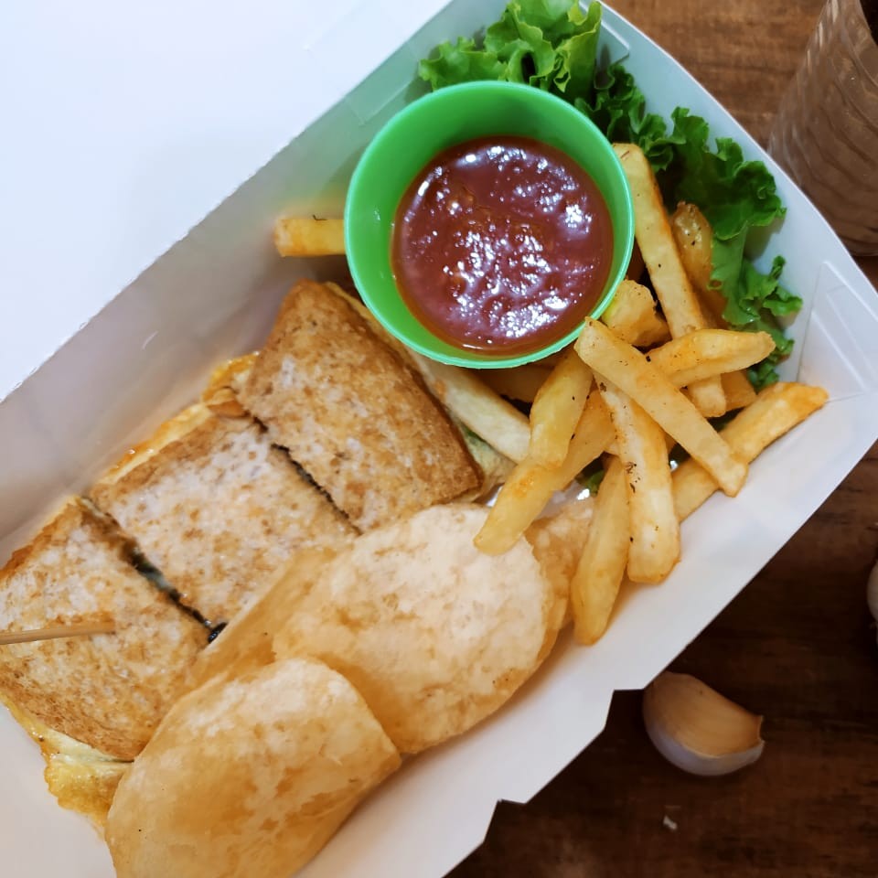 Roti Bakar Kentang Goreng Keripikkentang