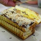 Roti Bakar Cokelat Kacang   Cokelat Kacang