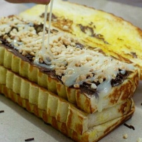 Roti Bakar Cokelat Kacang Keju Susu