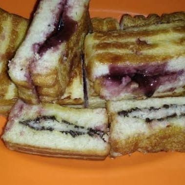 Roti Bakar Coklat Dan Bluebery