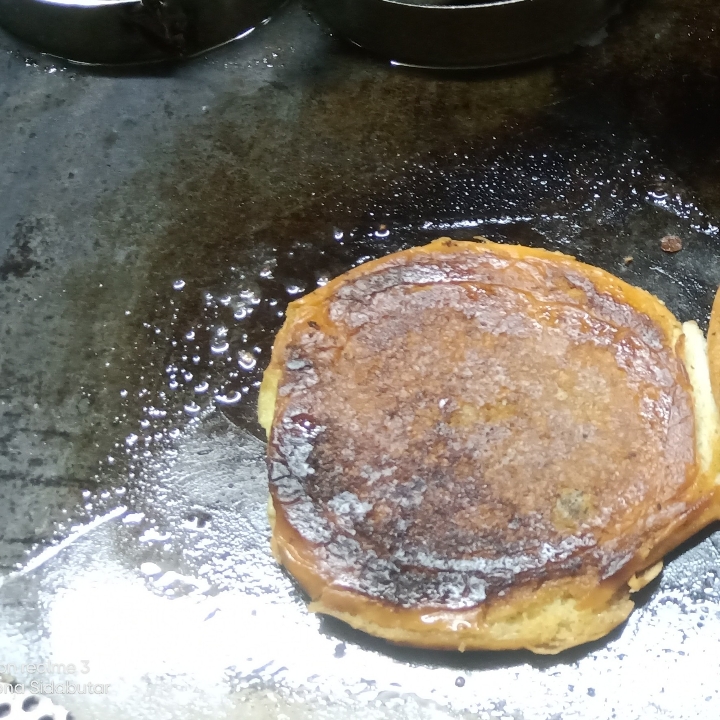 Roti Bakar Coklat Kacang Sinsil