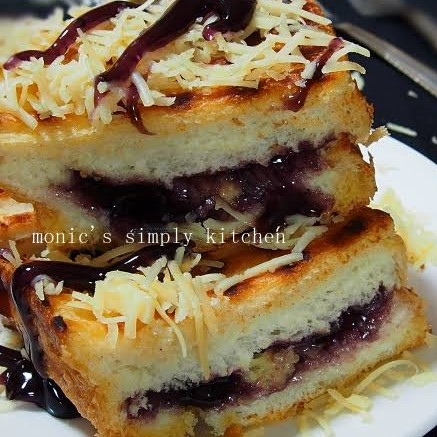 Roti Bakar Coklat Keju