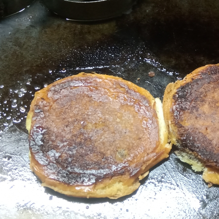 Roti Bakar Coklat Keju Kacang Sinsil