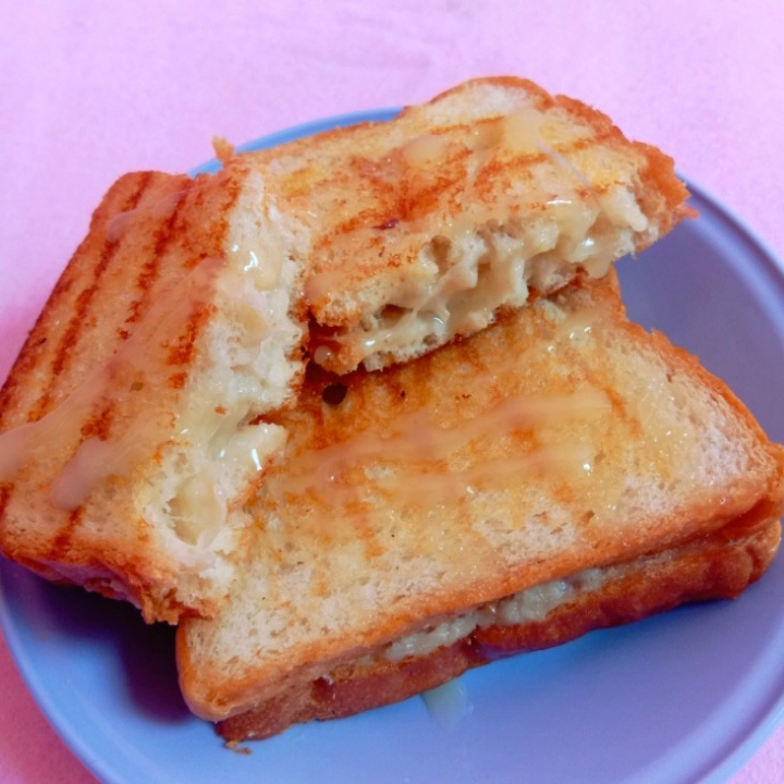 Roti Bakar Durian