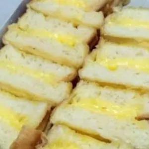 Roti Bakar Durian Durian atau Selai Selai bisa pilih rasa yg ada 