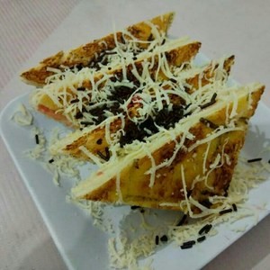 Roti Bakar Kacang