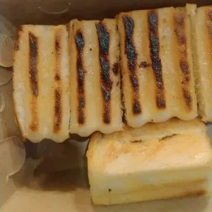 Roti Bakar Melon