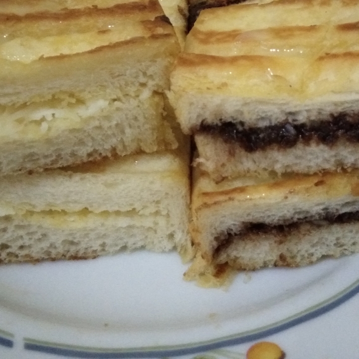 Roti Bakar Mix Coklat Keju 