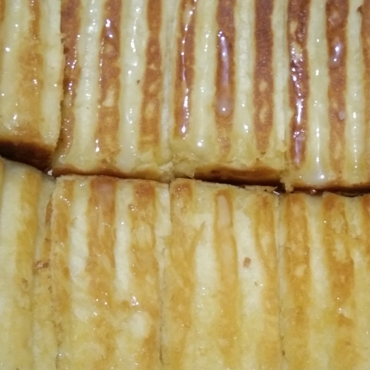 Roti Bakar Mix Keju Tiramisu 