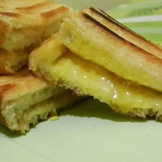 Roti Bakar Nanas