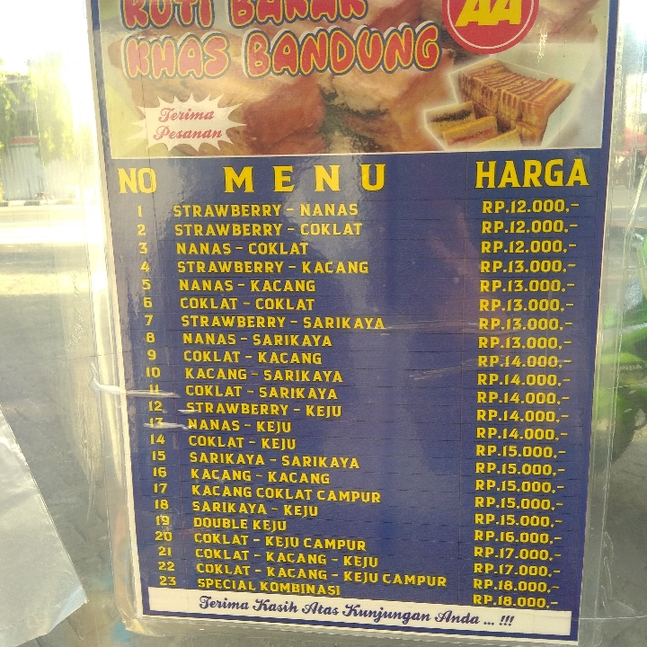 Roti Bakar Nanas Kacang