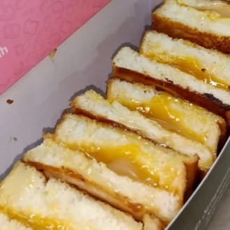 Roti Bakar Selai Durian