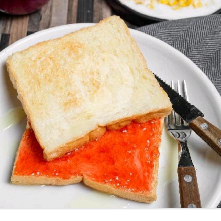 Roti Bakar Strawberry