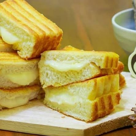 Roti Bakar Tiramizu