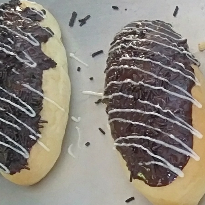 Roti Belah Coklat Meses 2