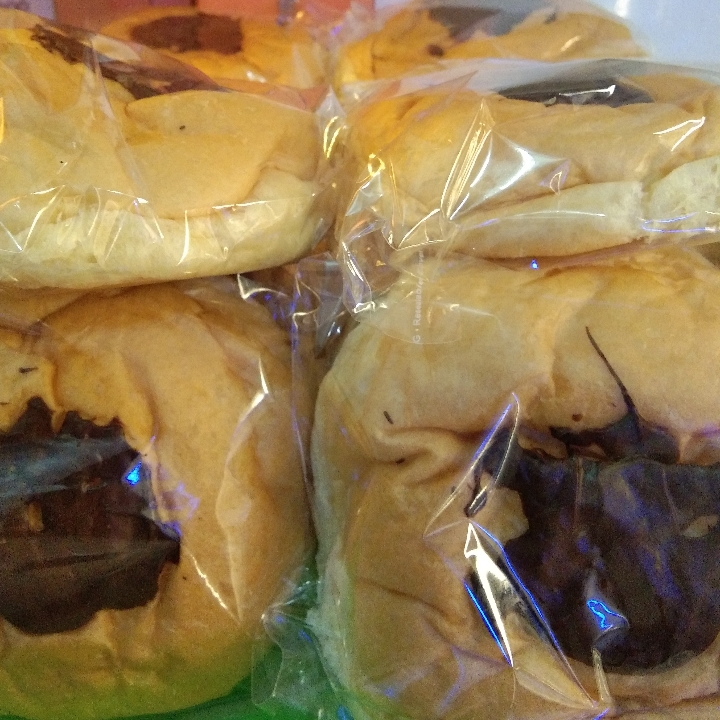 Roti Coklat Bulat