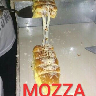 Roti John Mozarella