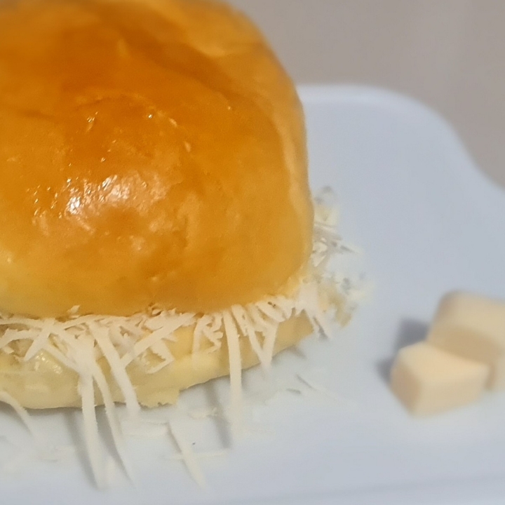 Roti Panggang Keju Mozarella