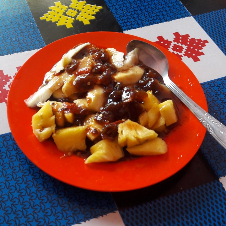 Rujak Asam Manis