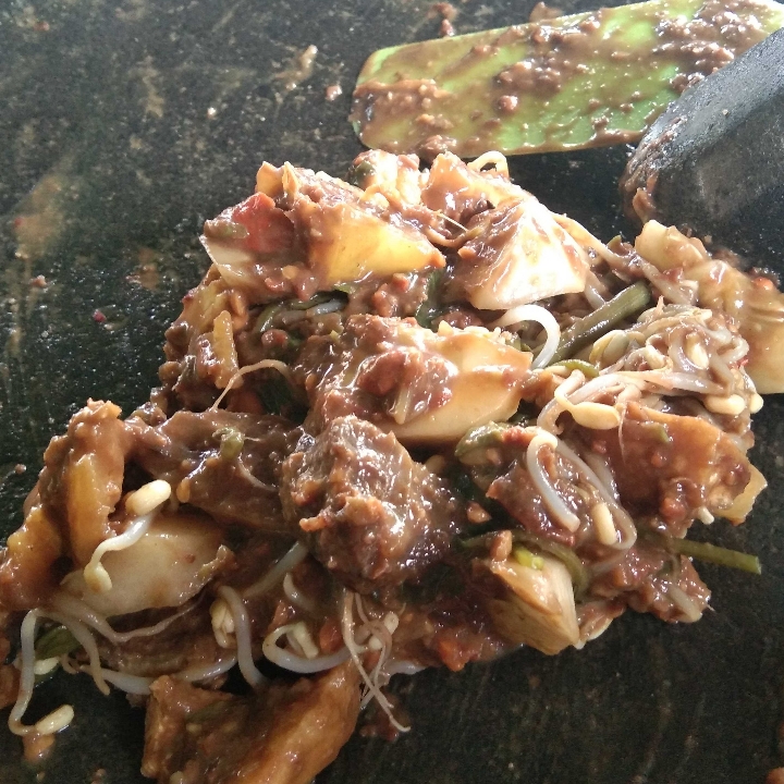 Rujak Cingur