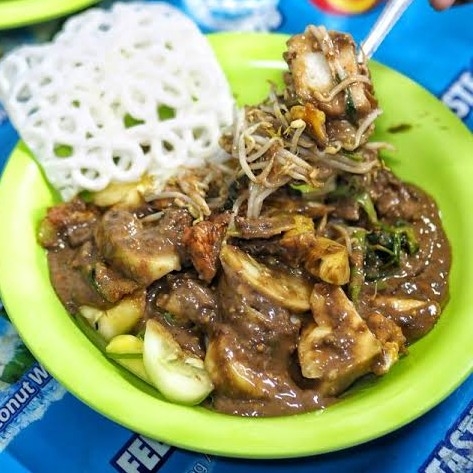 Rujak Cingur