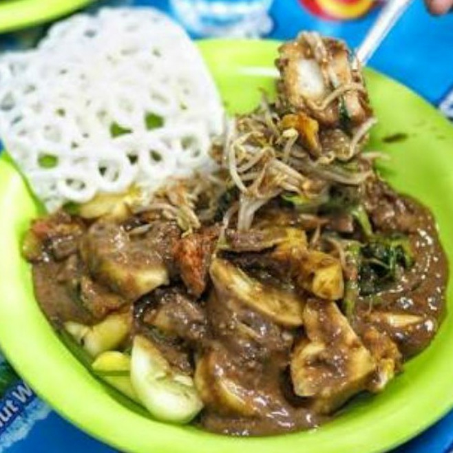 Rujak Cingur